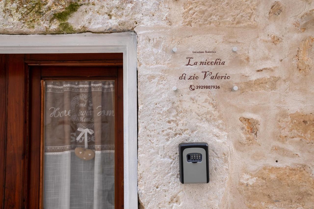 La Nicchia Di Zio Valerio Villa Ceglie Messapica Luaran gambar