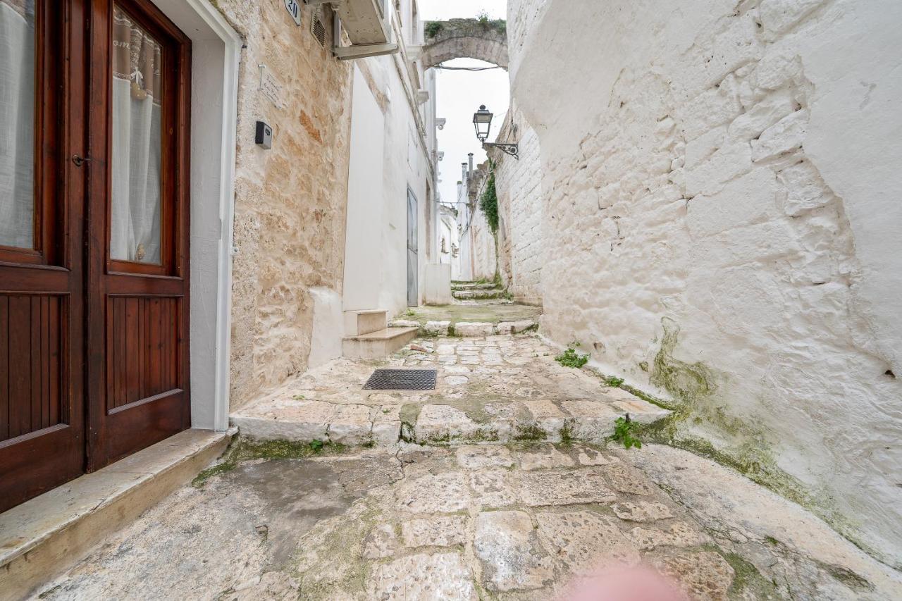 La Nicchia Di Zio Valerio Villa Ceglie Messapica Luaran gambar